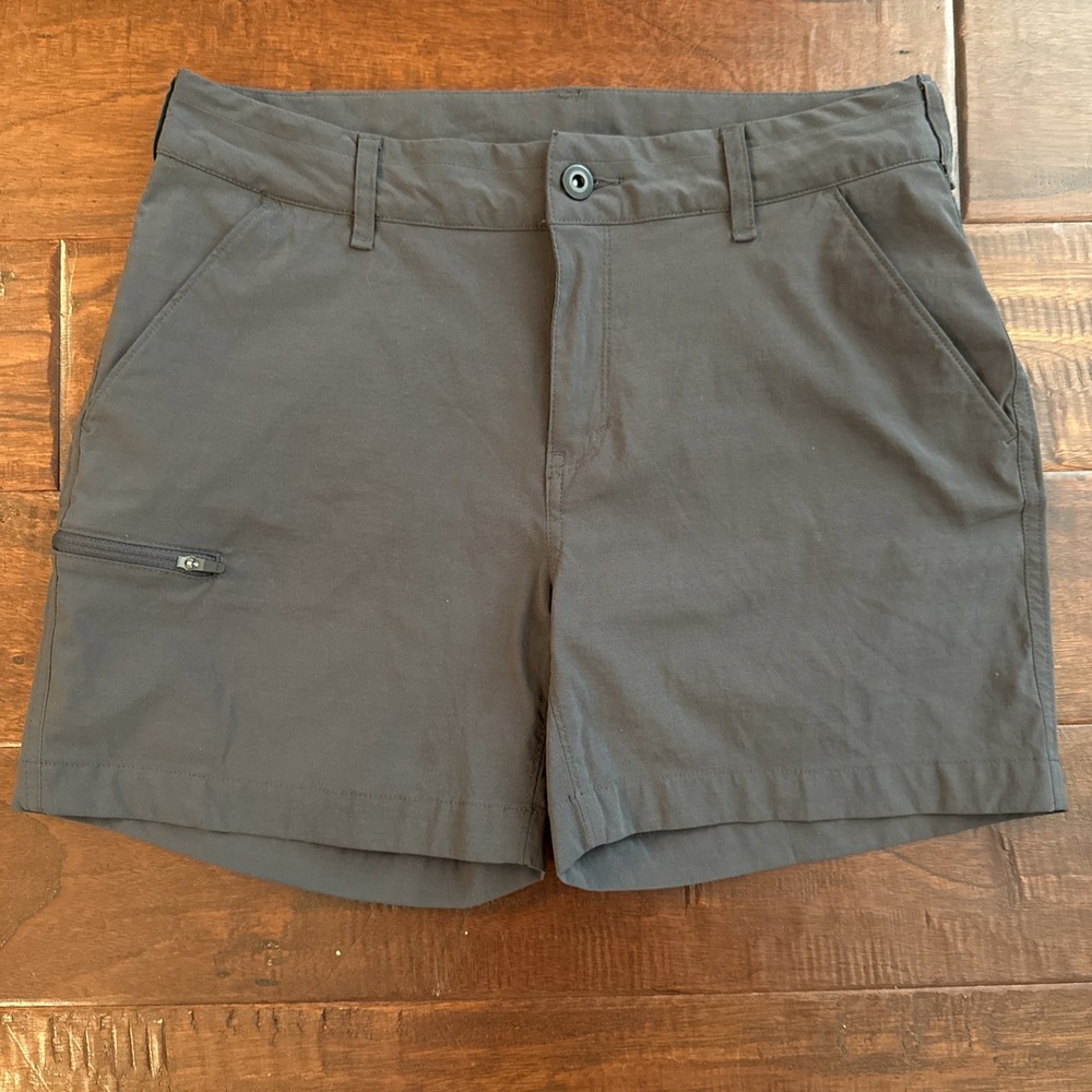 Marmot Raina 5in Short Gray Green Runs Small Size 8 Fits Like Size 6